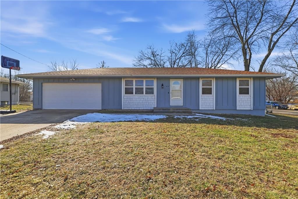 612 Golf Street, Odessa, MO