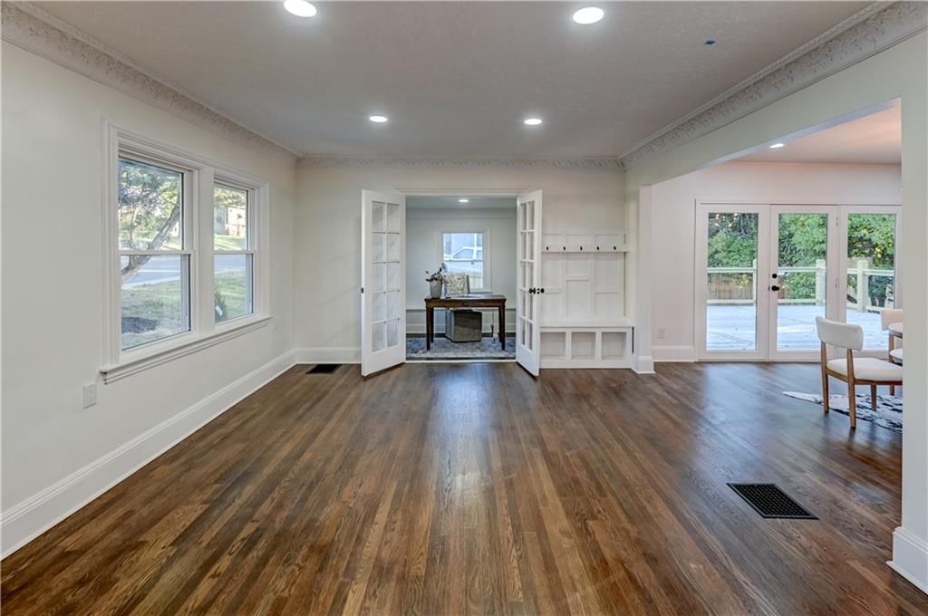 5000 FONTANA Street — photo 6