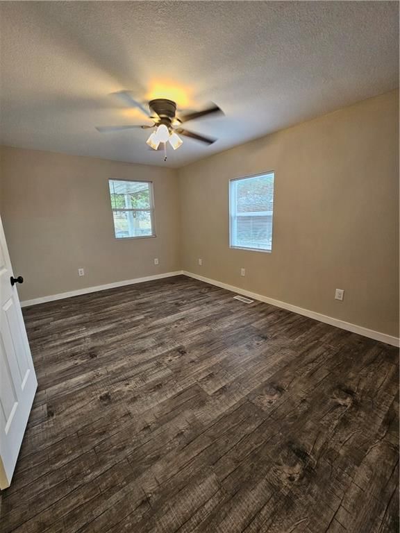 1107 Ottawa Street — photo 16