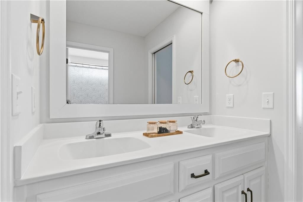 10305 W 170th Place — photo 35
