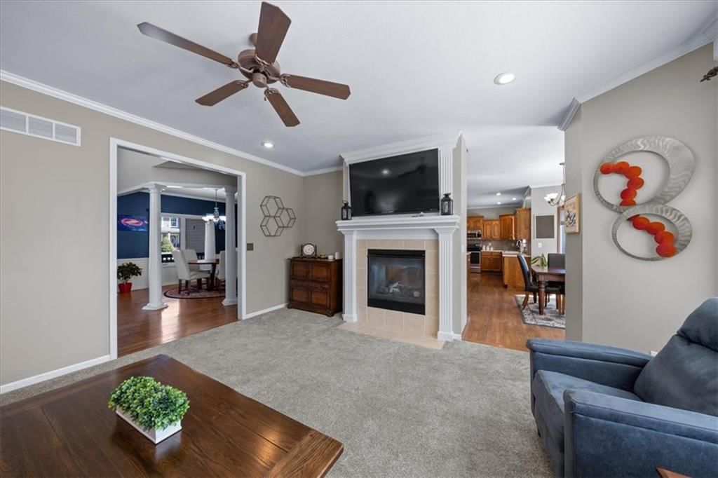 2716 SW REGAL Drive — photo 4