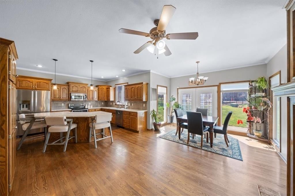 2716 SW REGAL Drive — photo 6