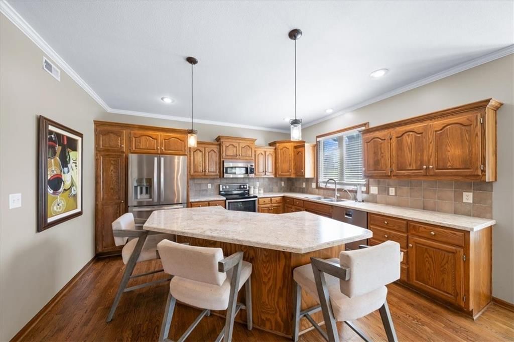 2716 SW REGAL Drive — photo 9