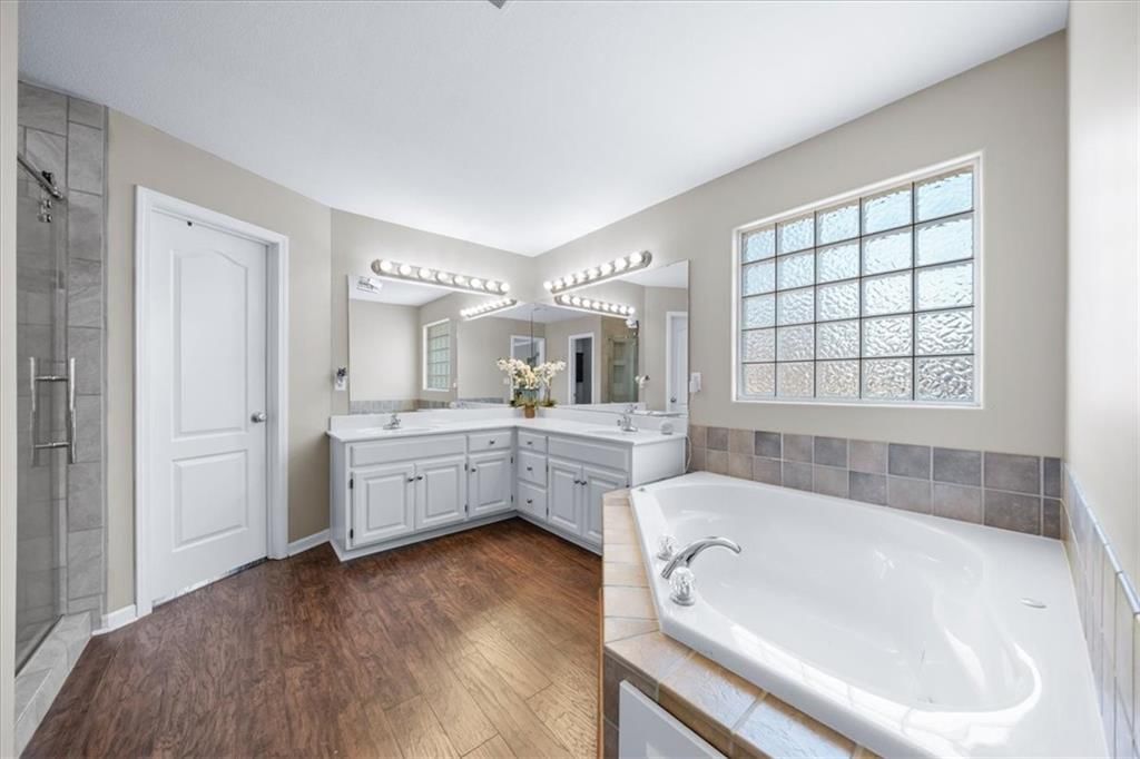 2716 SW REGAL Drive — photo 16