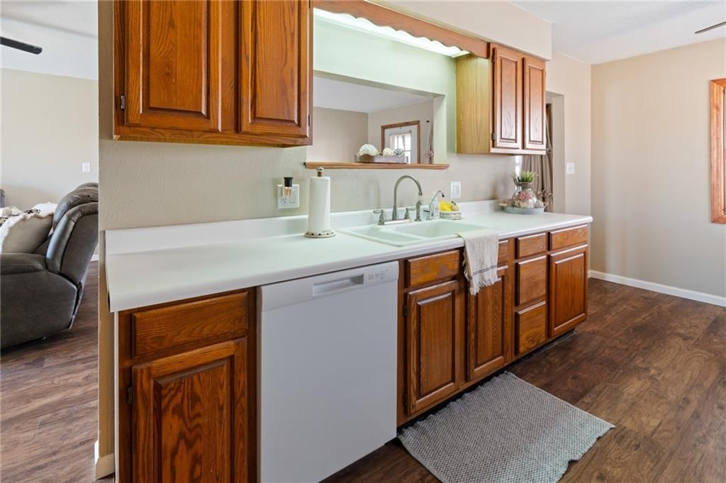 307 S Daviess Street — photo 13
