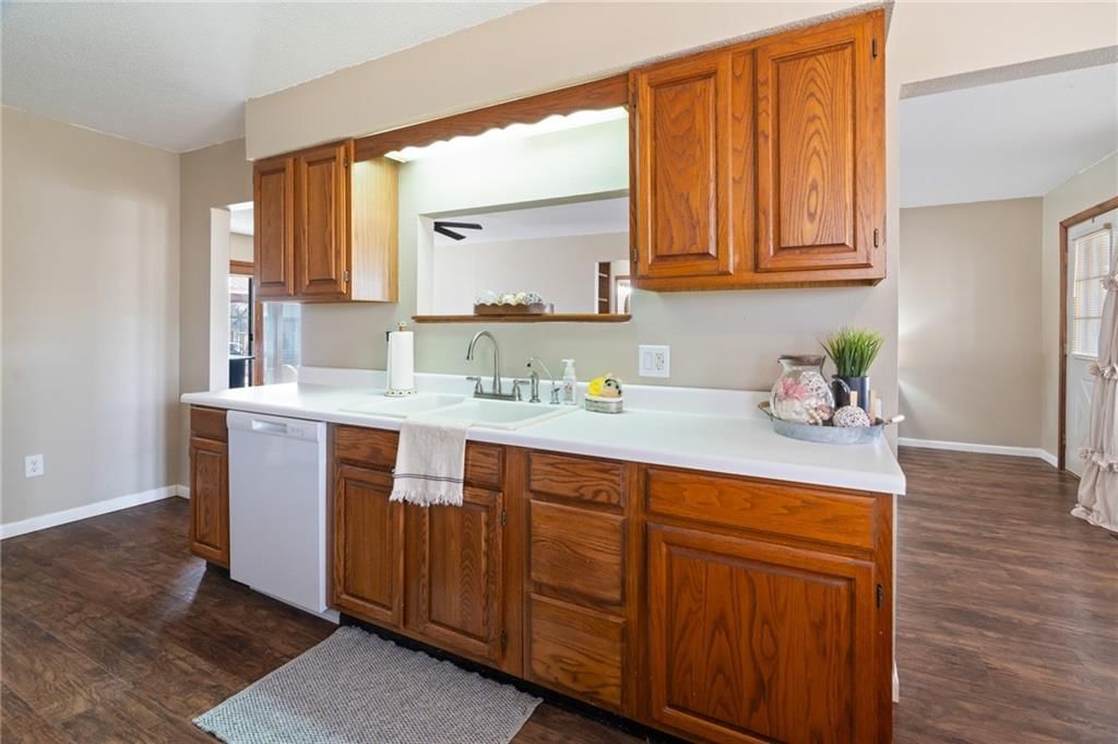 307 S Daviess Street — photo 15