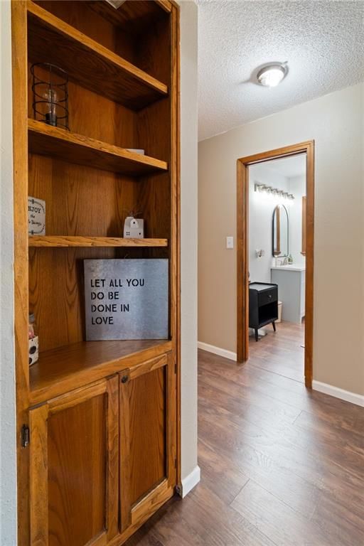 307 S Daviess Street — photo 18