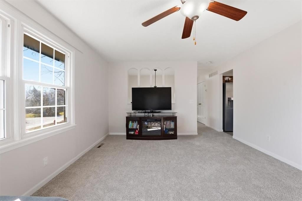 16004 Terry Avenue — photo 7