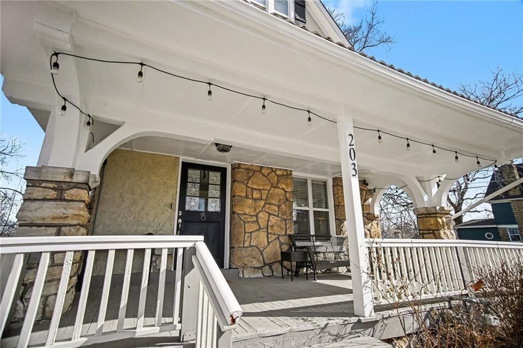 203 N Clinton Place — photo 5
