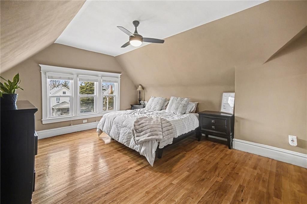 203 N Clinton Place — photo 14