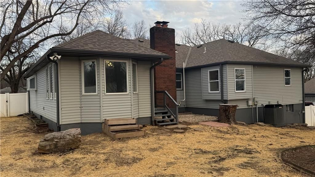 22 Locust Lane — photo 39