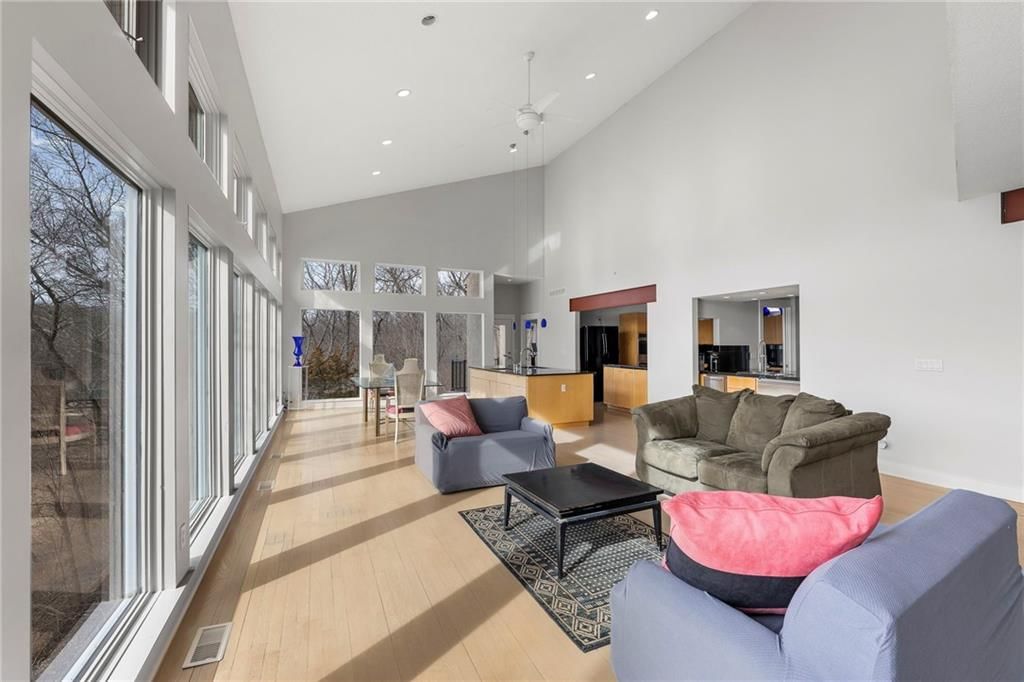 16371 Lake Point Drive — photo 16