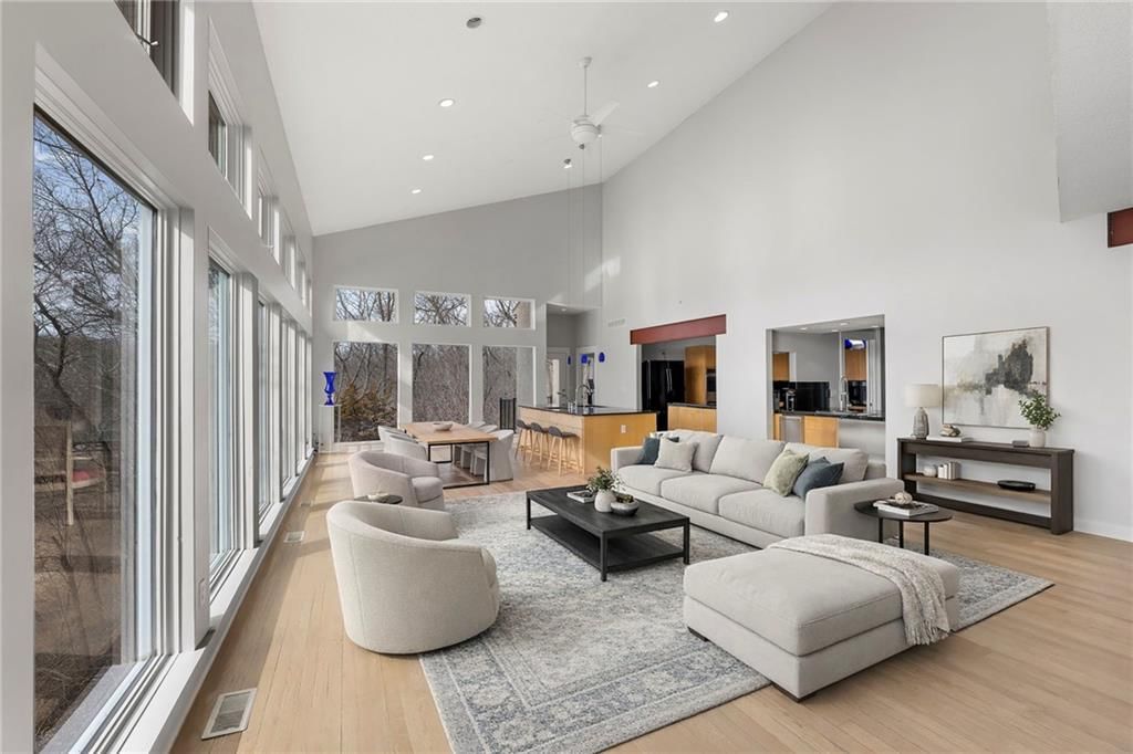16371 Lake Point Drive — photo 17