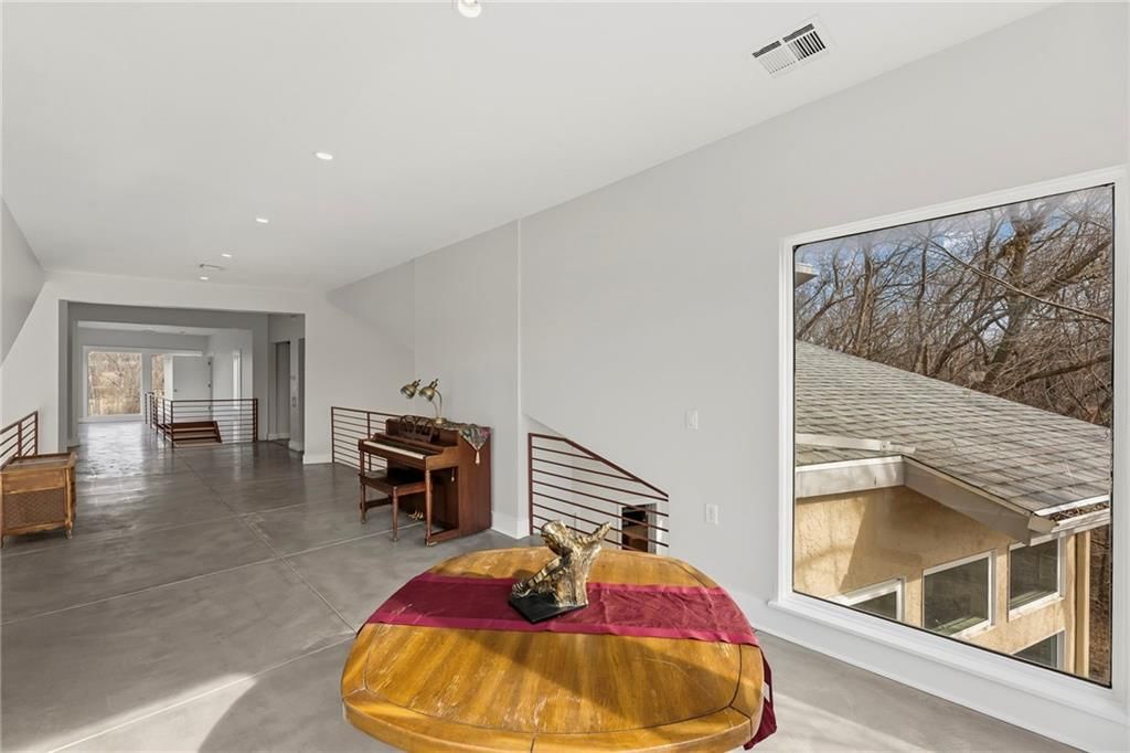 16371 Lake Point Drive — photo 40