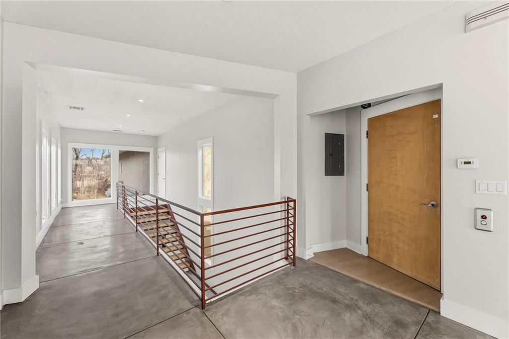 16371 Lake Point Drive — photo 41