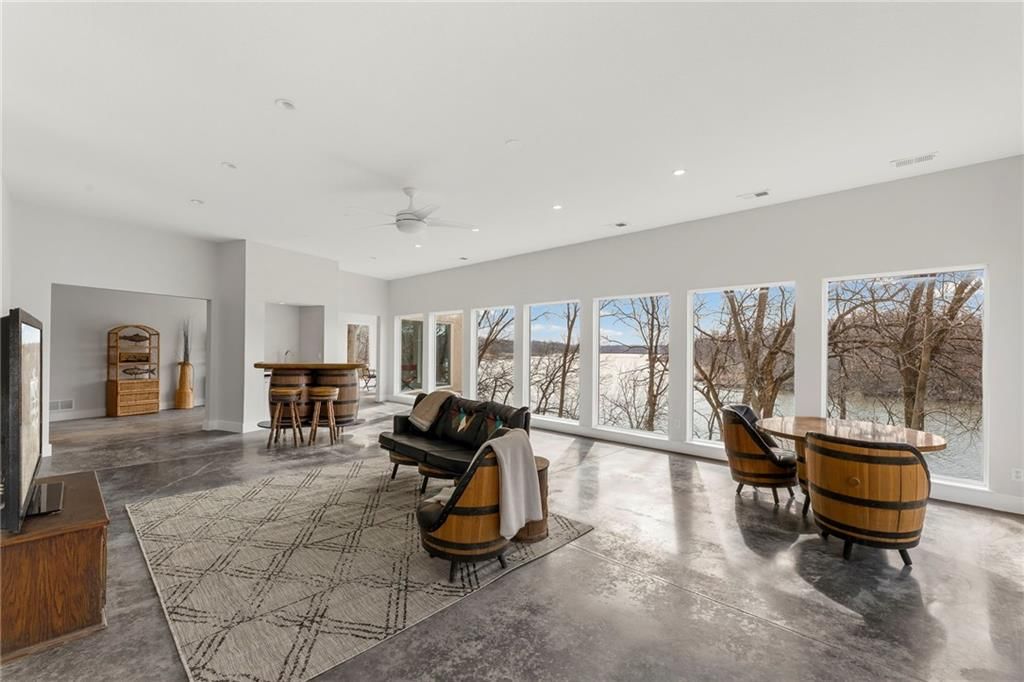 16371 Lake Point Drive — photo 55