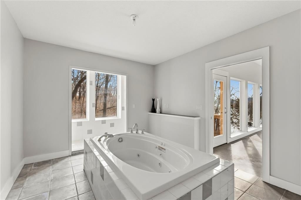 16371 Lake Point Drive — photo 64