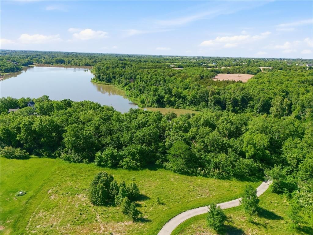 16371 Lake Point Drive — photo 74