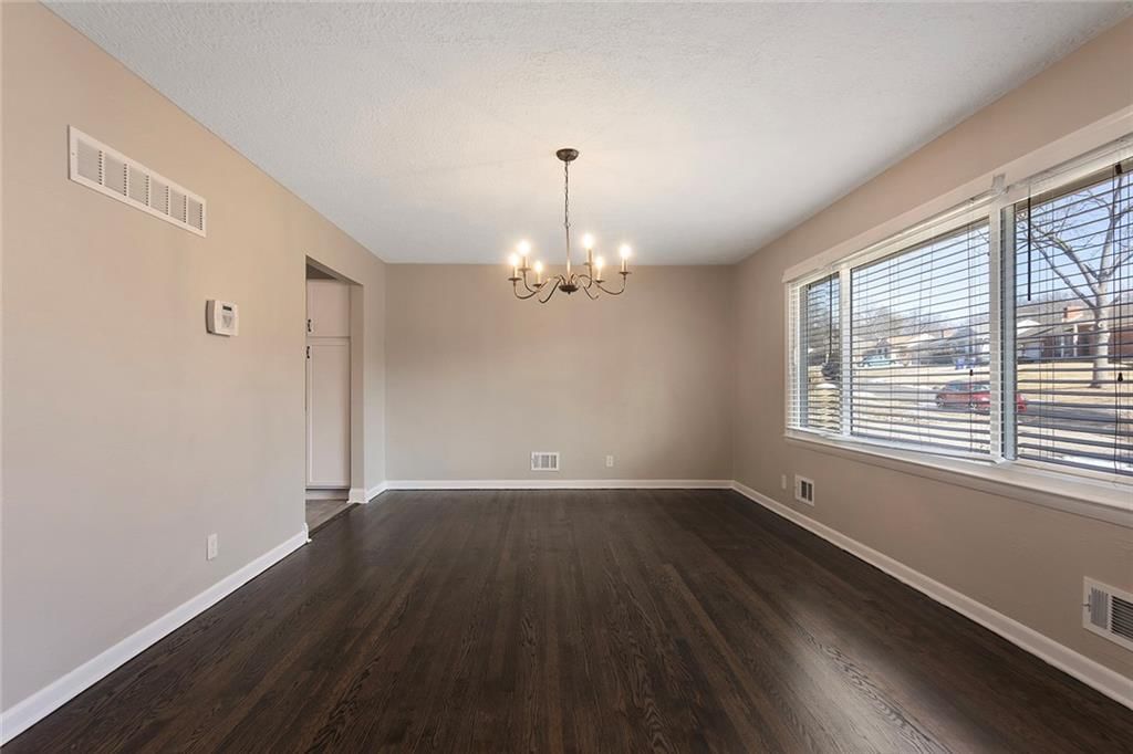 7916 Maple Avenue — photo 6