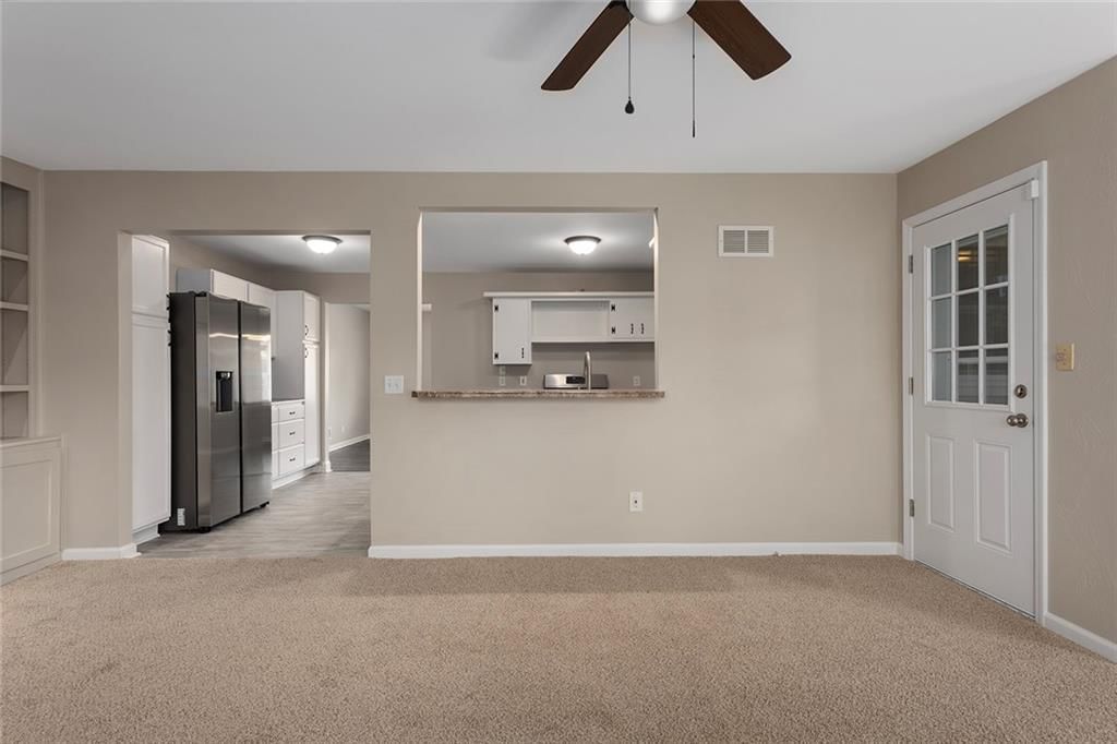 7916 Maple Avenue — photo 13