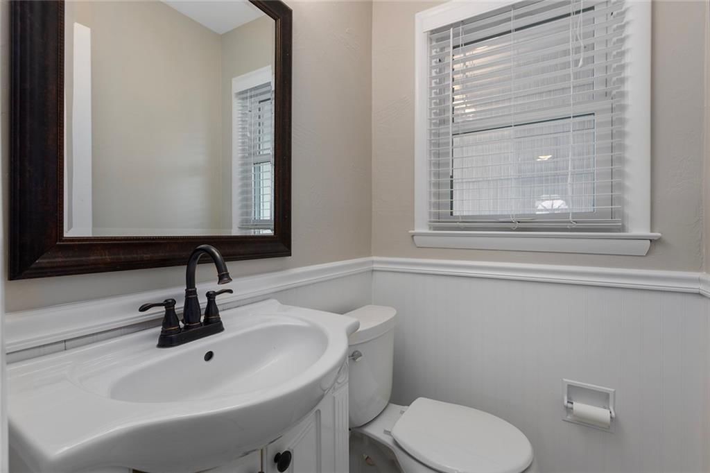 7916 Maple Avenue — photo 14