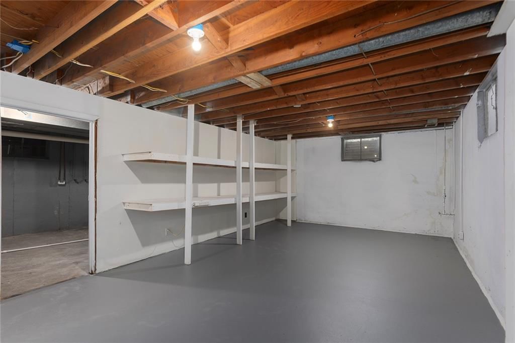 7916 Maple Avenue — photo 23