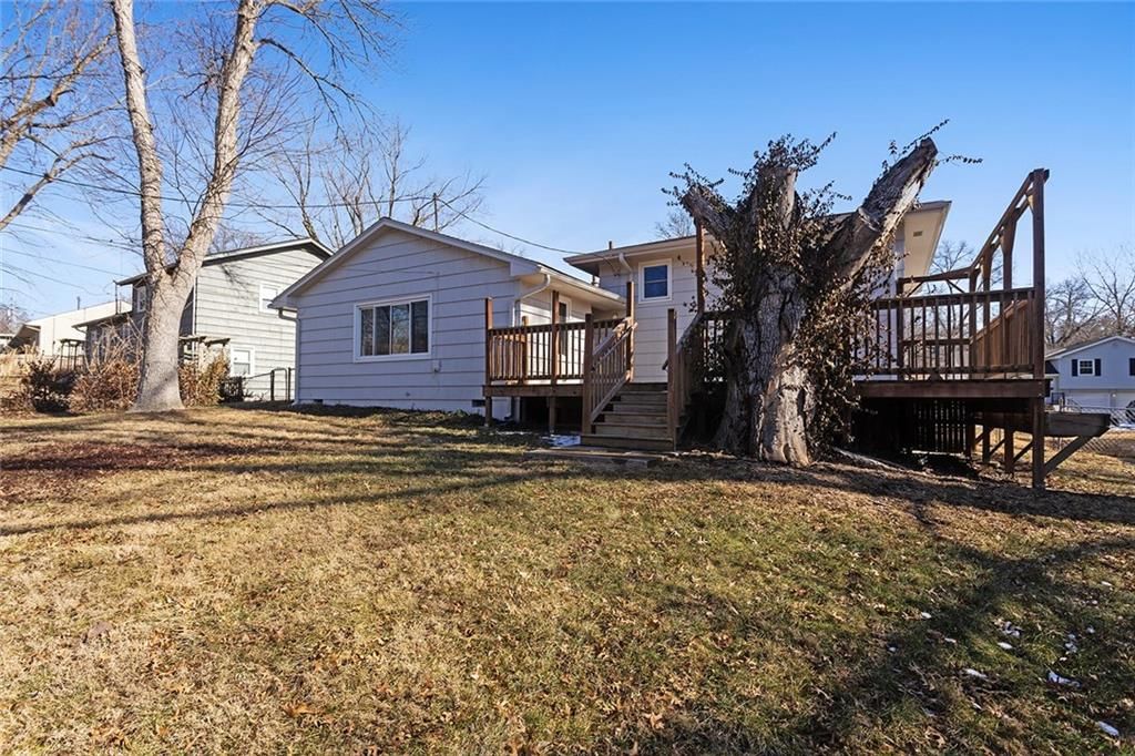 7916 Maple Avenue — photo 27