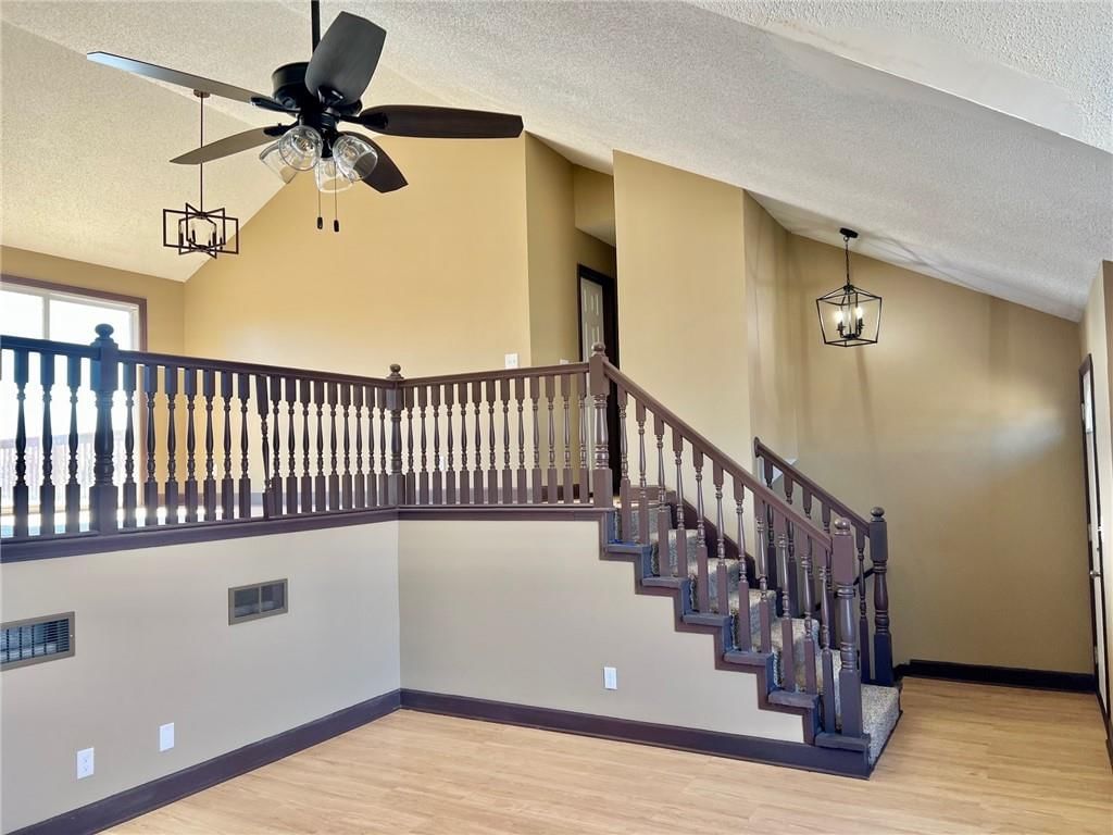 620 Wells Terrace — photo 6