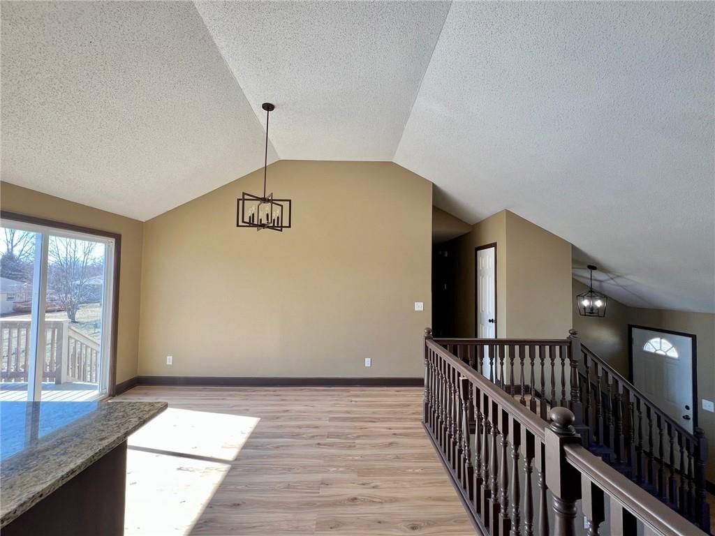 620 Wells Terrace — photo 9
