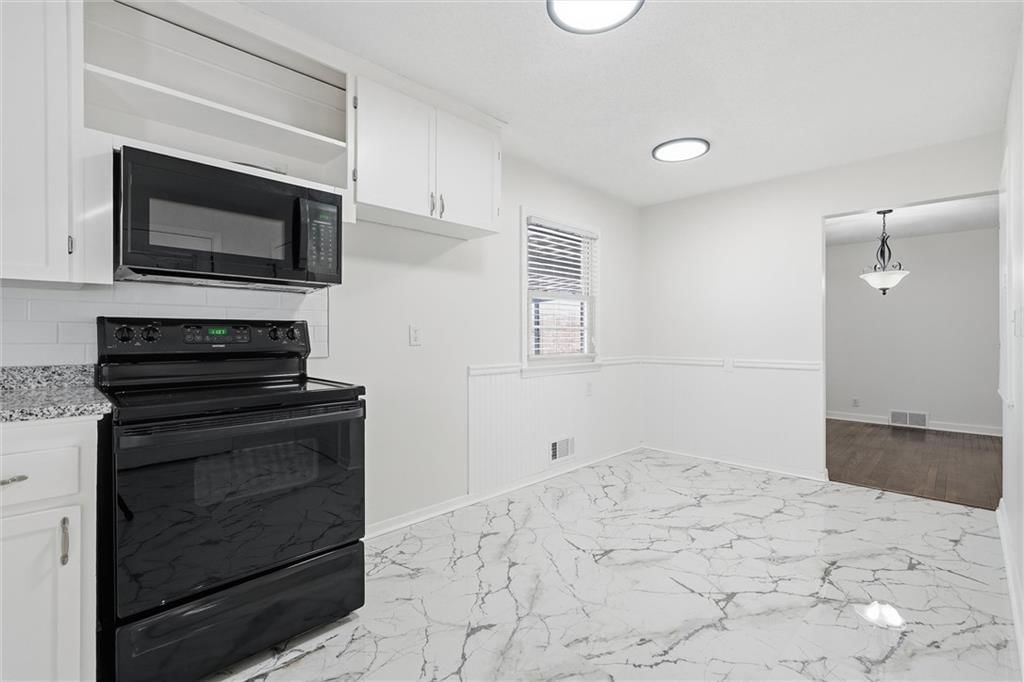 102 NW 65th Street — photo 13