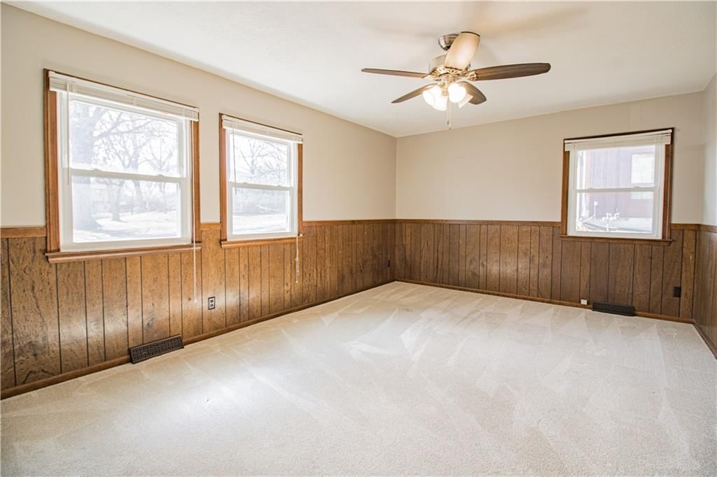 713 Tyler Avenue — photo 15