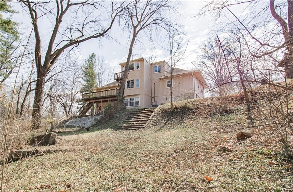 713 Tyler Avenue — photo 41