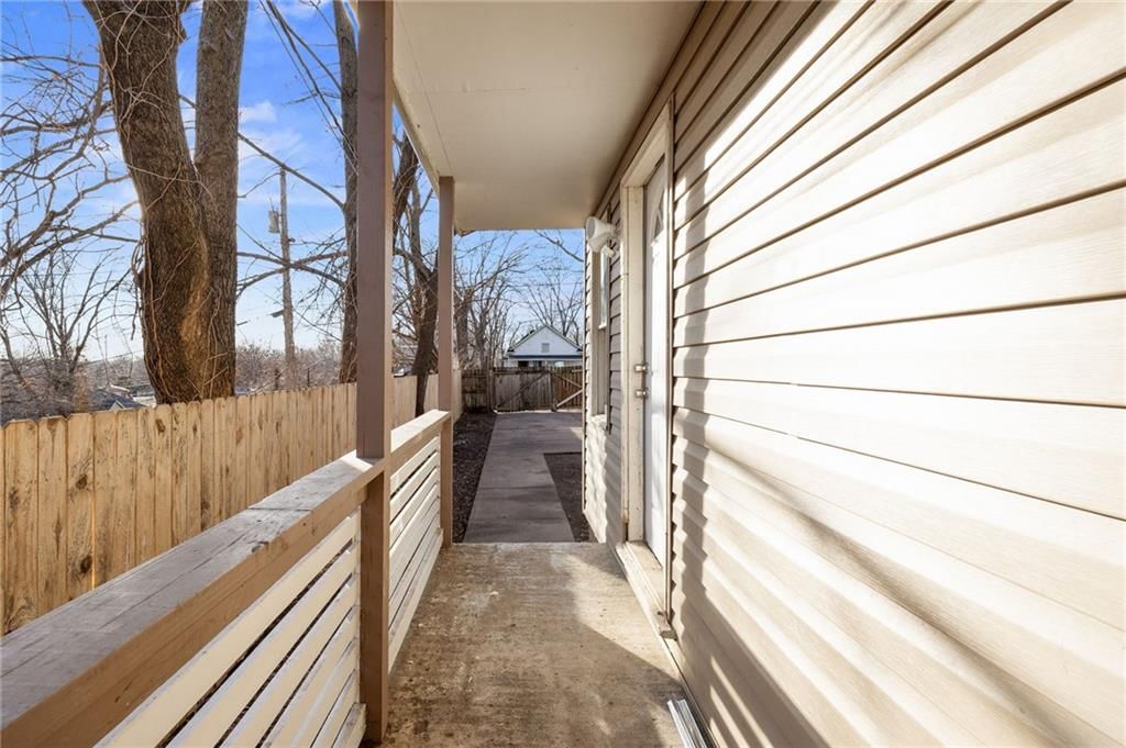 282 S Coy Street — photo 22