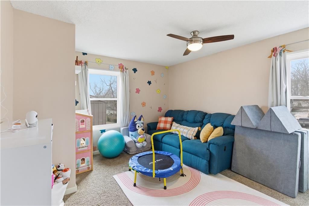 8435 Tauromee Avenue — photo 10