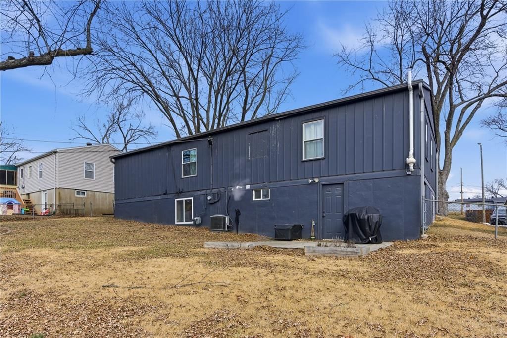 8435 Tauromee Avenue — photo 22