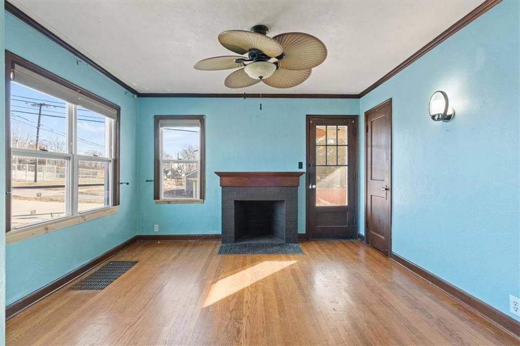 7313 W 61ST Street — photo 3