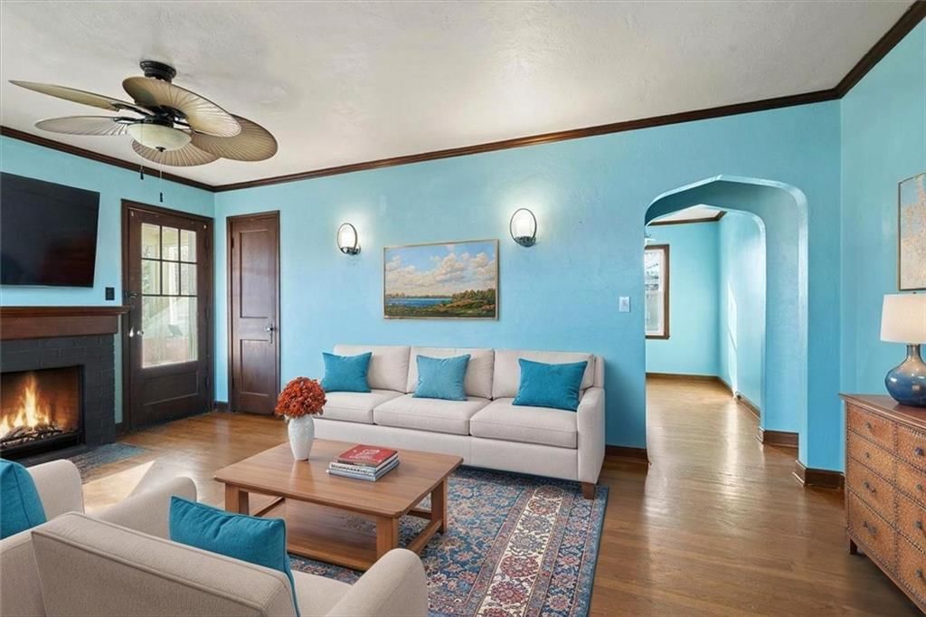 7313 W 61ST Street — photo 4