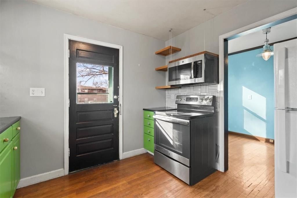 7313 W 61ST Street — photo 14