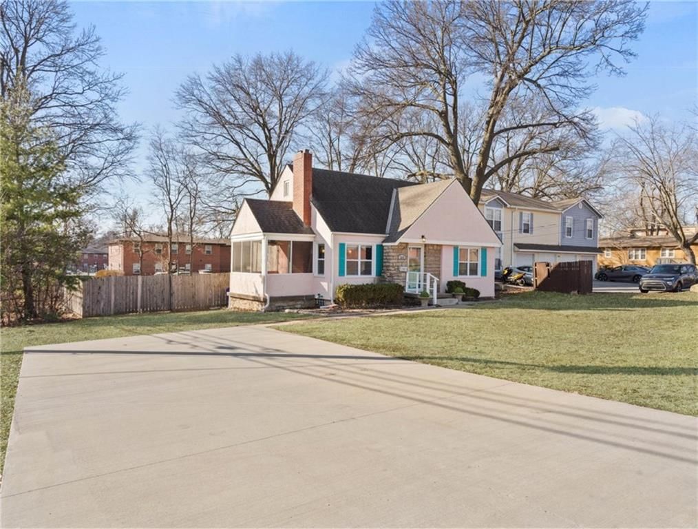 7313 W 61ST Street — photo 30