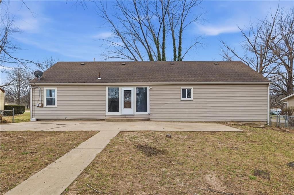 6621 Woodson Road — photo 25