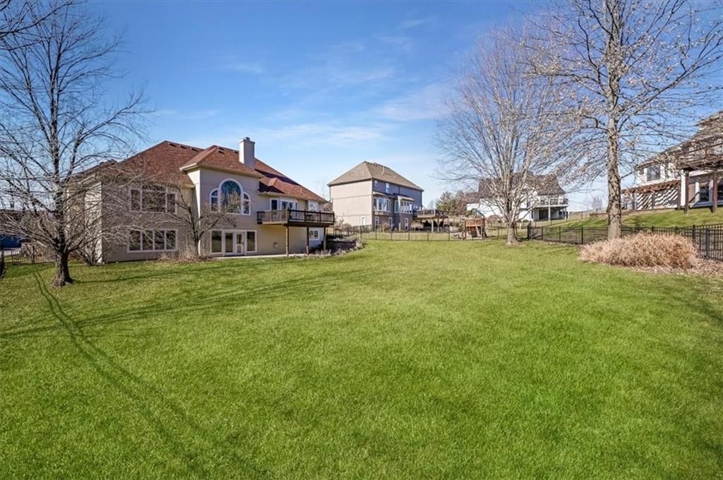 10105 NW River Hills Drive — photo 38