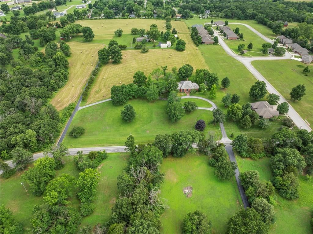 14908 E Pawhuska Road — photo 59