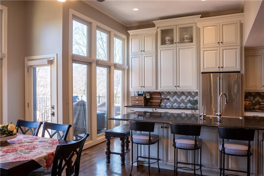 5537 Alden Street — photo 11