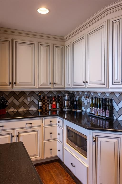 5537 Alden Street — photo 18