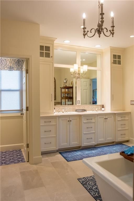 5537 Alden Street — photo 25