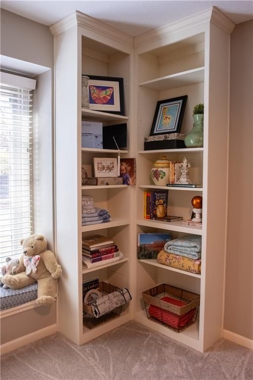 5537 Alden Street — photo 31