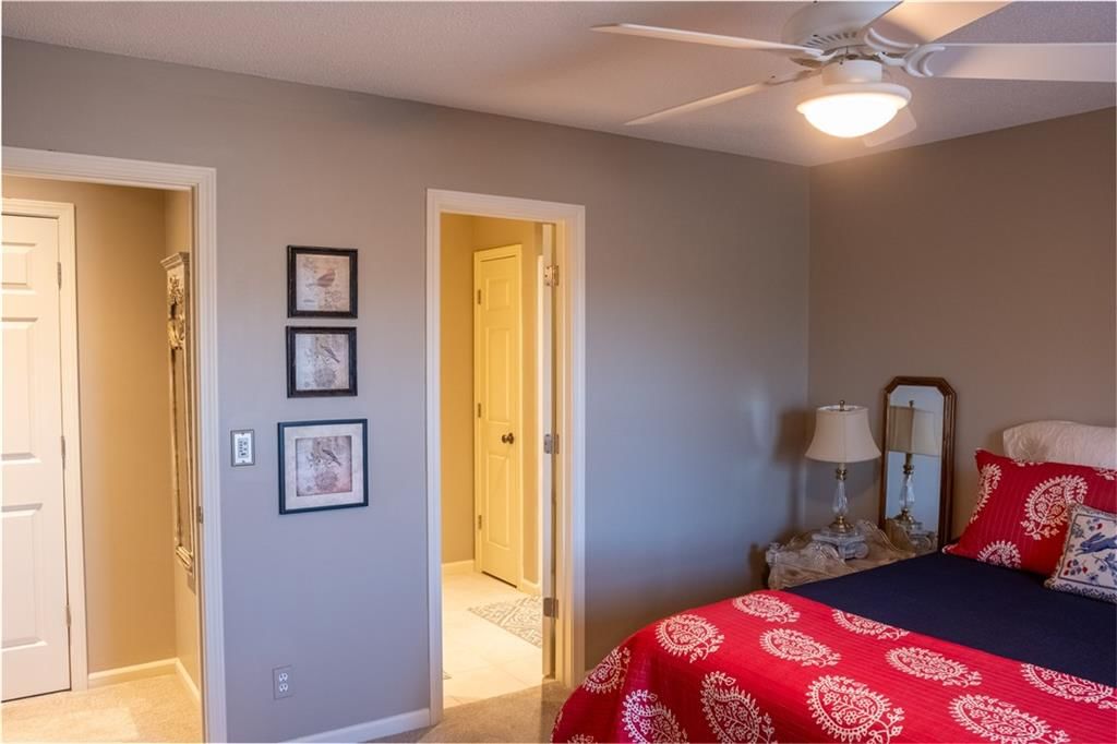 5537 Alden Street — photo 37
