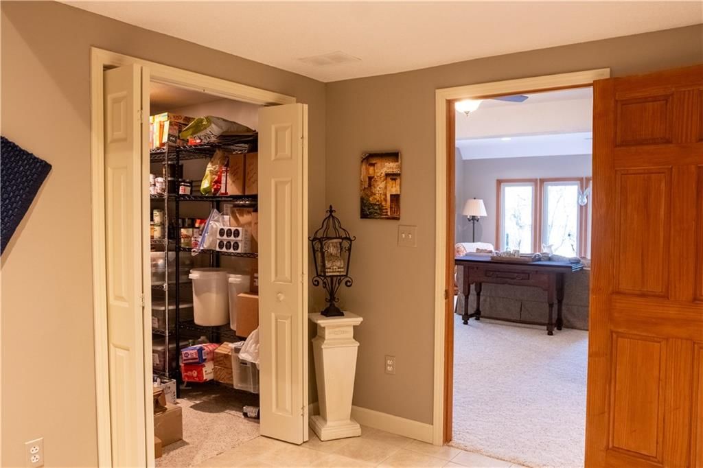 5537 Alden Street — photo 47