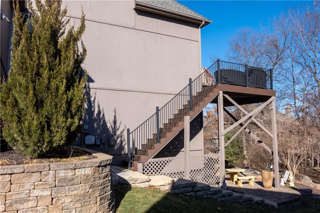 5537 Alden Street — photo 49