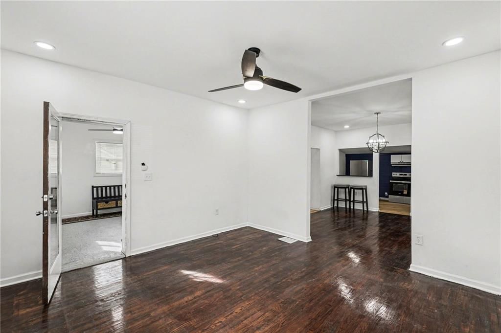 3028 Drury Avenue — photo 8